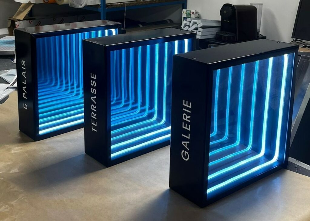 Caisson led infinie 2
