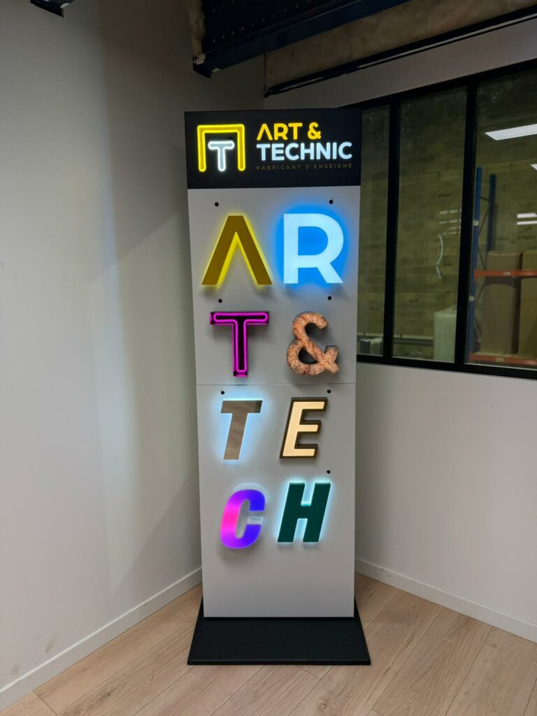 TOTEM ART ET TECHNIC